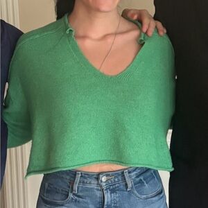 BDG Cropped Green Women's Sweater, v-neck